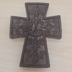 Giftcraft Inc. decorative wall cross from the "Sereni" collection
